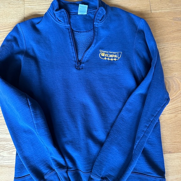 Quinnipiac University bundle of attire - Picture 7 of 7